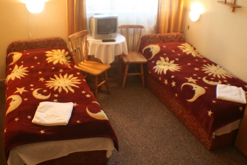 Daisy Superior Hotell Kraków Exteriör bild