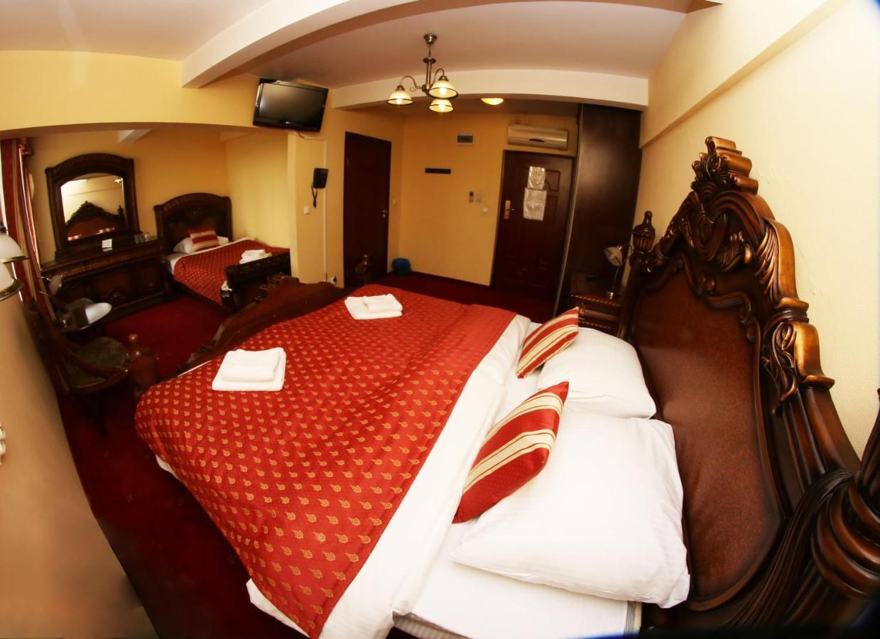Daisy Superior Hotell Kraków Exteriör bild