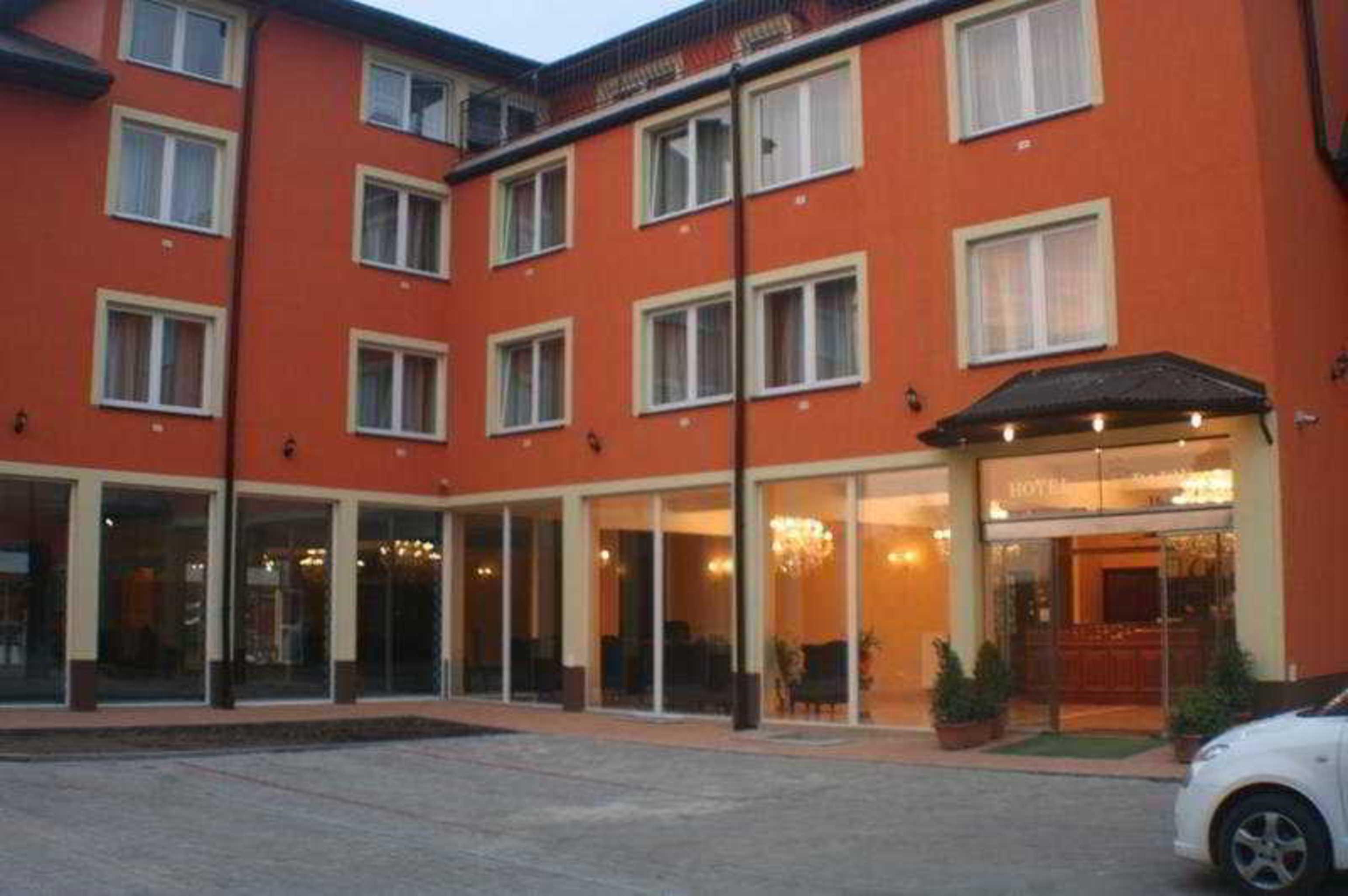 Daisy Superior Hotell Kraków Exteriör bild