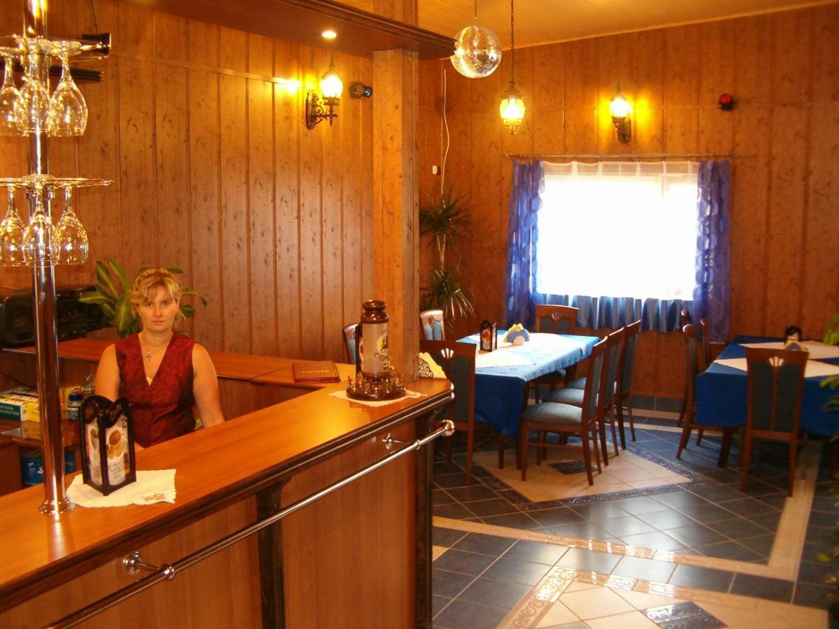 Daisy Superior Hotell Kraków Exteriör bild